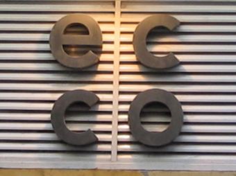 Store signage in Barcelona - 2004