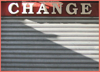 Currency exchange in Paris - 2004